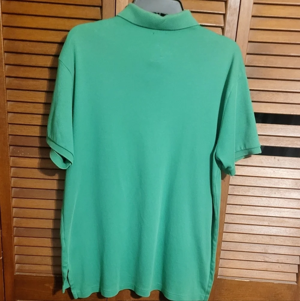 Green Ralph Lauren Classic Polo Shirt. With Fitted Sleeves. Size L custom fit
